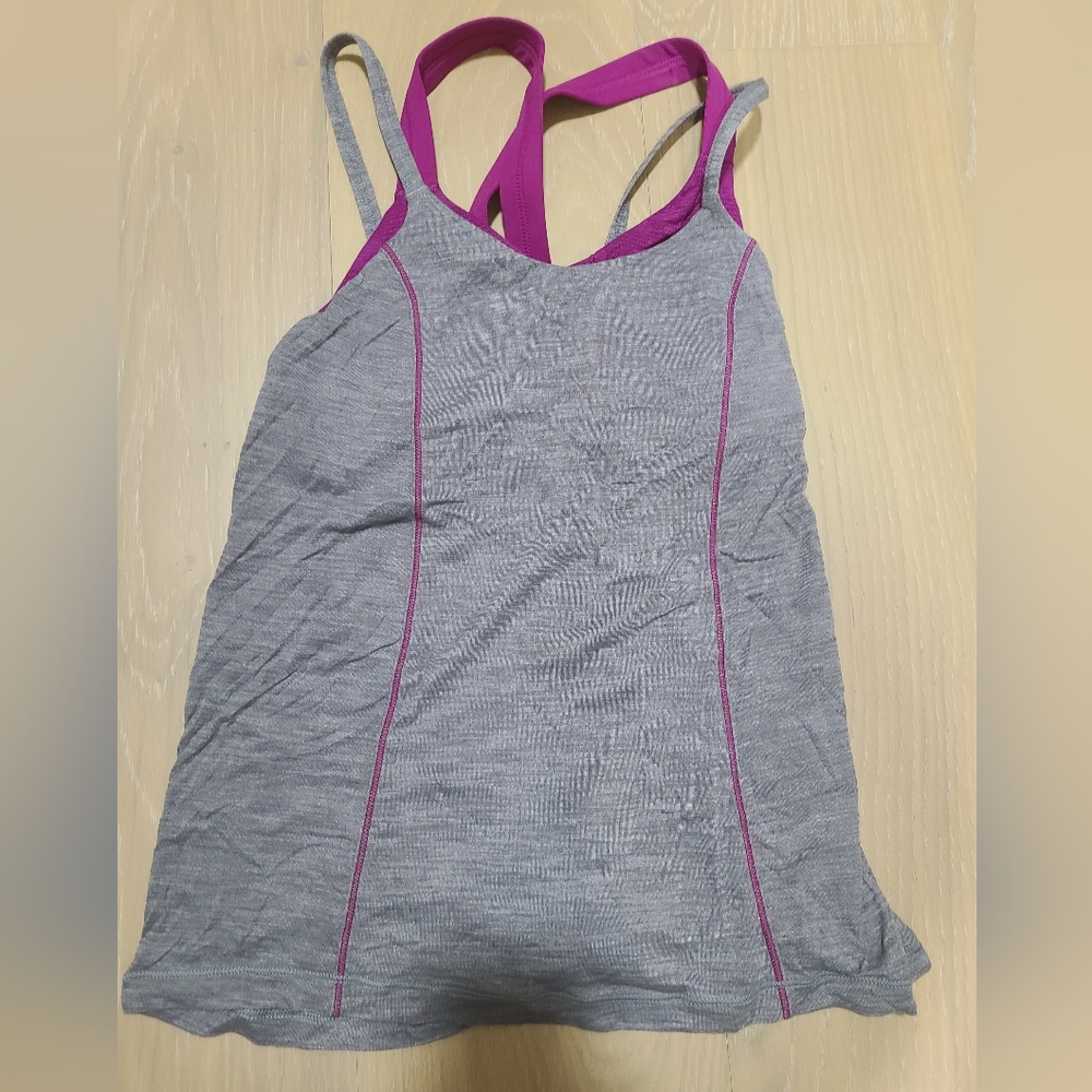 Lululemon tank top size 6